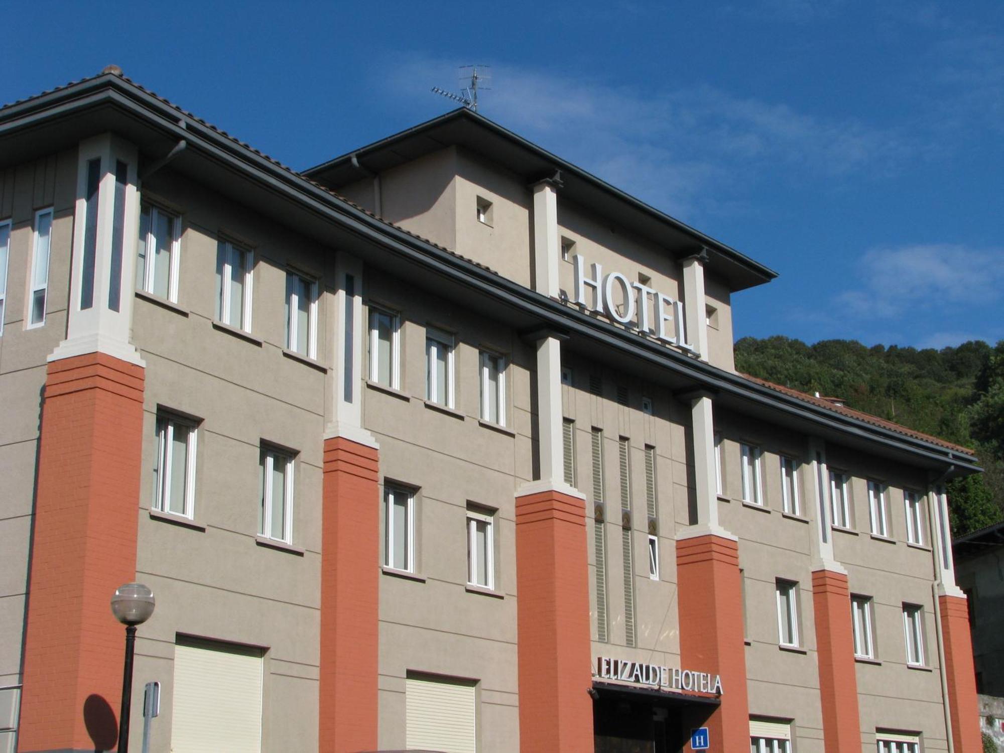 Hotel Elizalde Oiartzun Exteriér fotografie